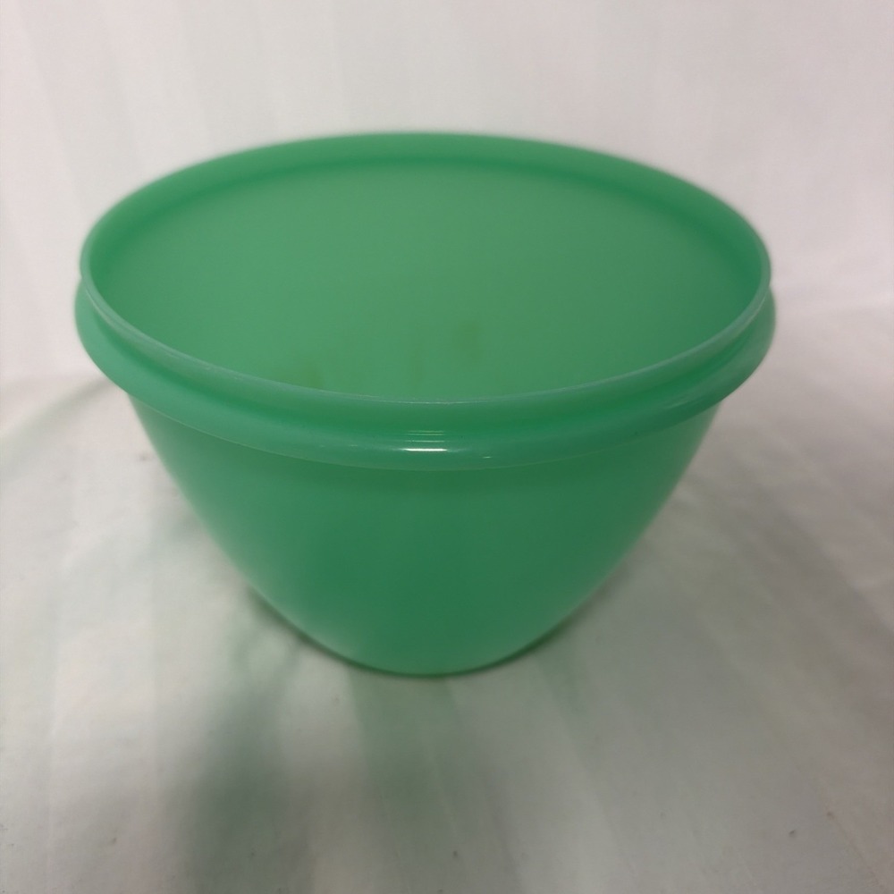 Vintage Tupperware 679 Jadeite Green Lettuce Keeper Crisp It Bowl ONLY